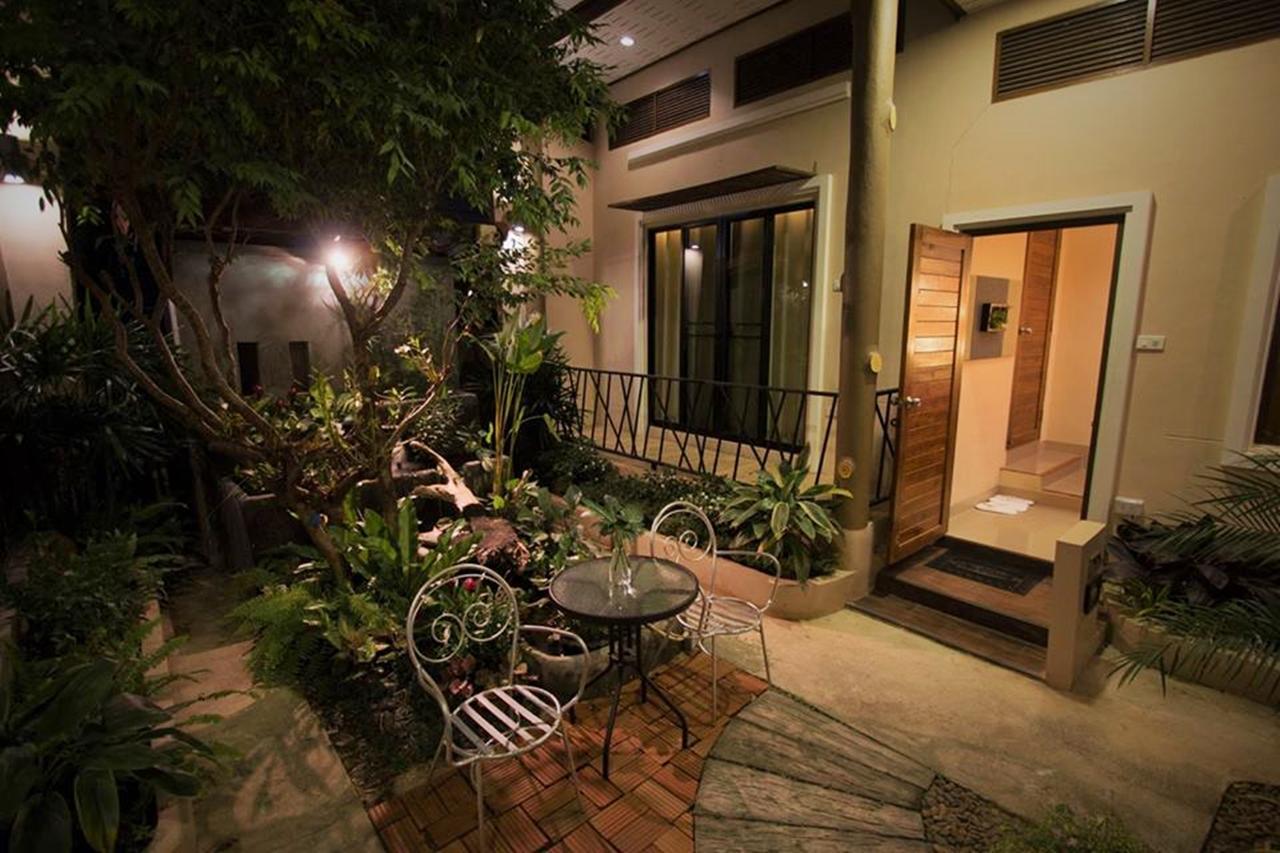 Hotel Casa Malee Chiang Mai Exterior foto