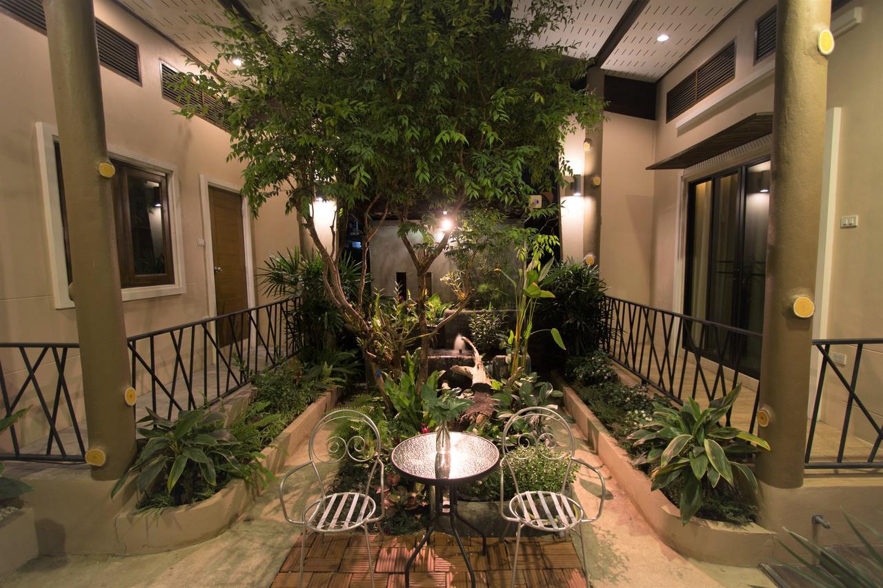 Hotel Casa Malee Chiang Mai Exterior foto
