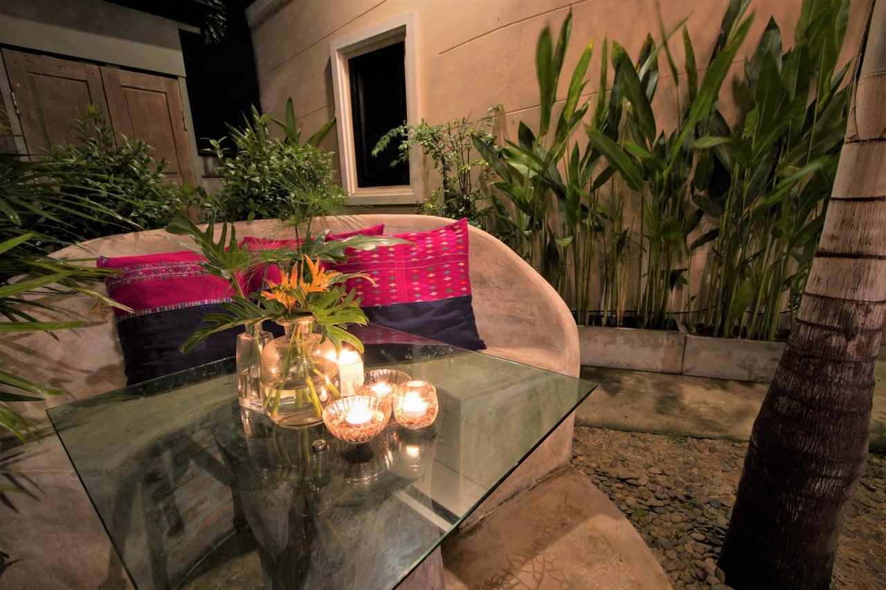 Hotel Casa Malee Chiang Mai Exterior foto